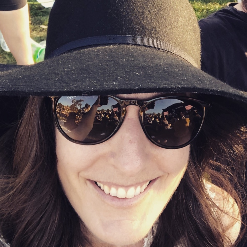 Meet your Posher, Dana